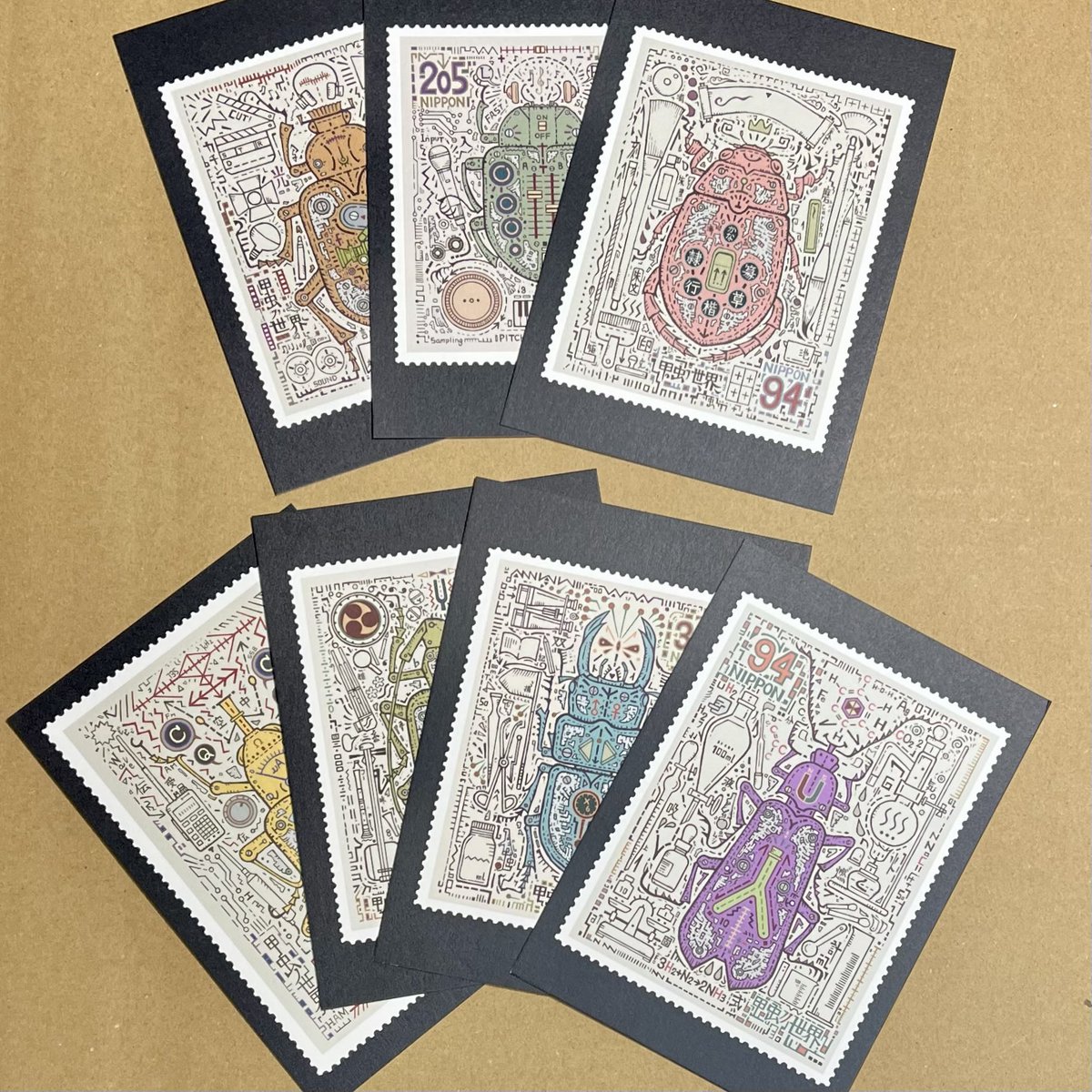 yunimasuda's tweet photo. 甲虫ノ世界シリーズ
新作ポストカードが発売になりましたので、虫たちの紹介をします。

化学者　ベニホタル

額サイズ八切り約31x25cm
ED.サインあり
https://t.co/JIBcW9YVHr
ポストカード取り扱い店舗は
舎利殿 @syarineko（大阪・中崎町）さま
#art #insect #illustration #昆虫 #tagboatgallery https://t.co/lxwQ70bLEA