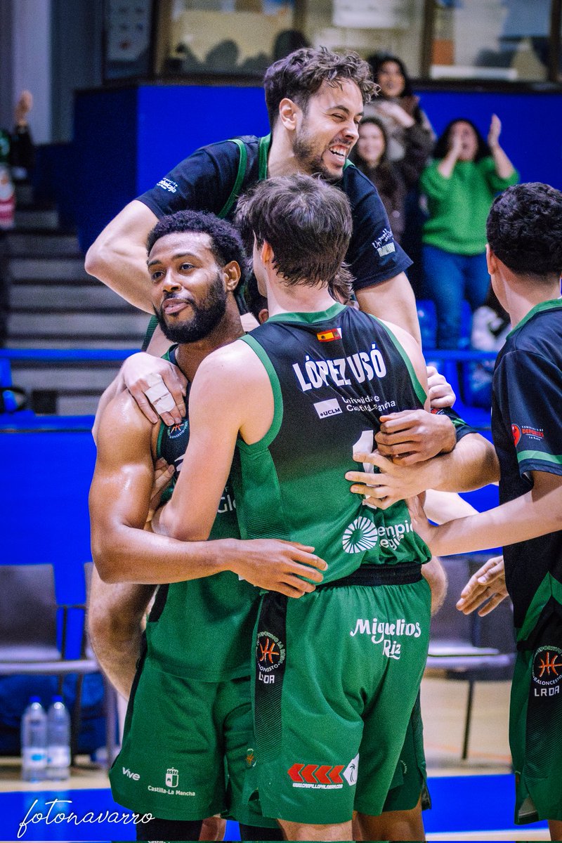 fotonavarroLR's tweet photo. Se hace largo el verano sin baloncesto. https://t.co/4rXEEdy1pi
