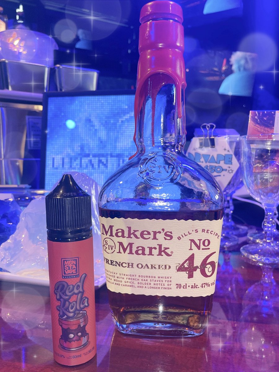 shj_akiba's tweet photo. 本日のおすすめ #VAPE はこちら✨

#MONSTAVAPE レッドコーラ味！コーラの甘さをしっかり感じられる、甘党さんにおすすめのリキッドです🥤❤️

おすすめの #VAPEfusion はほんのり甘いウイスキーのMaker'sMark No.46 をソーダ割りでご一緒にどうぞ♡

＃聖氷女教会 https://t.co/hXtxFQIp8L