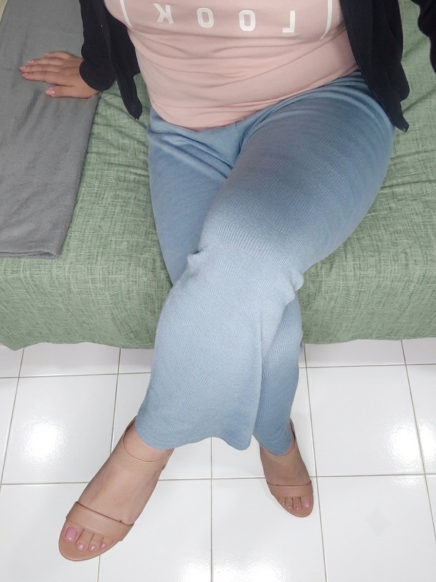 vaishuusissy's tweet photo. "Caught your attention? Good."
Your cute chubby sissy is here to seduce you and make your big bull dick hard asf. 
#sissy #femboy #ladyboy #crossdresser #crossdressing #mtf https://t.co/QijqFQ4LDQ