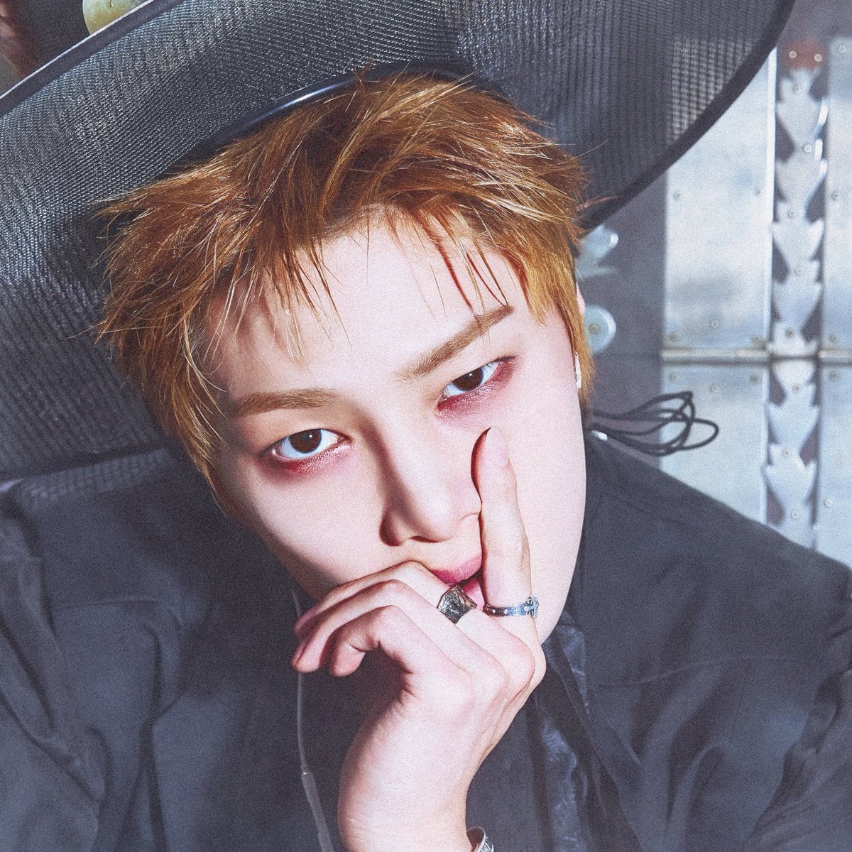 LVO3OVE's tweet photo. #현양 #hyunin #hyunin_forever ✩.*˚ https://t.co/sJMR2r4HpM