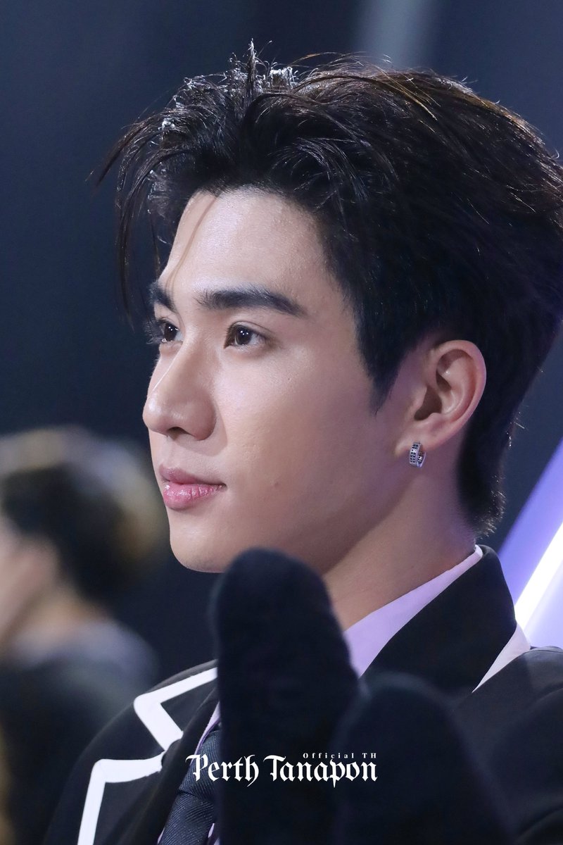 PerthOfficialTH's tweet photo. เป็นเทวดา...แล้วใยต้องมาเดินดิน 

PSD DEVILLAIN LAUNCH OPPO

#Reno16SeriesTHxPerthSantaDOMIIA 
#PerthTanapon #KDPPE https://t.co/73MwaHKw7J