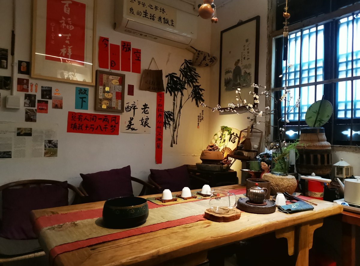 miradasopacas's tweet photo. Late night craving A warm bowl of ramen and soft conversation at tiny local eatery – best way to chase the midnight blues away. https://t.co/7FYHqkUweb