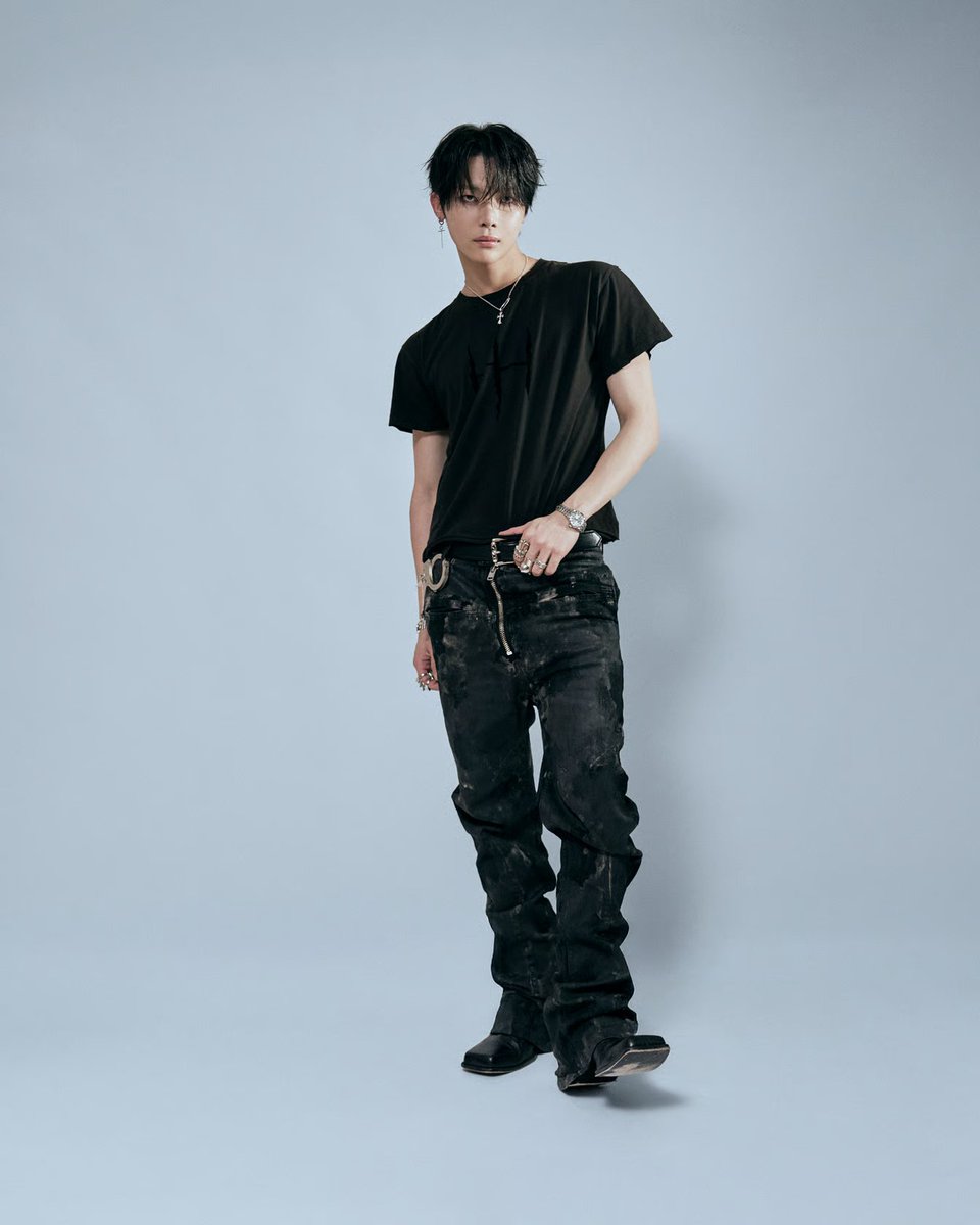 minisodeweno's tweet photo. #NICHOLAS weno-ism via fashionsnap! 🖤

photos + interview:
🔗 https://t.co/yqfPpv75oz https://t.co/pnP5J9lLl6
