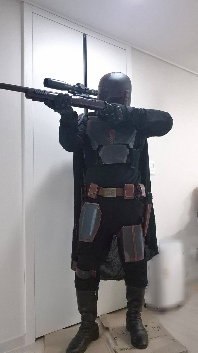 gimdijo165261's tweet photo. Custom Mandalorian
커스텀 만달로리안
완성했습니다~!
아직 블라스터 커스텀을 해야하지만
맘에 들어욧
(집코하는데도 땀 뻘뻘흘림)
#mandalorian #cosplay #statwars https://t.co/gS69ubm7iy