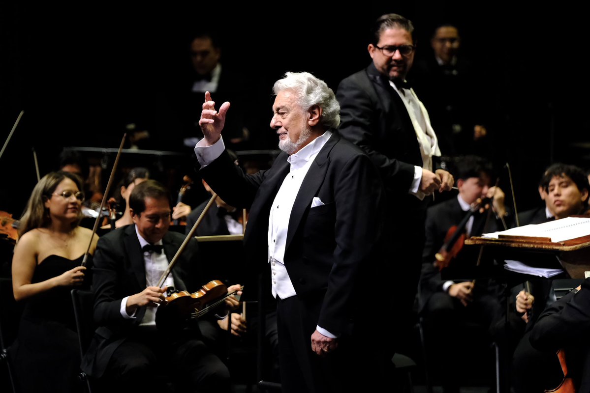 PlacidoDomingo's tweet photo. ¡Gracias Guadalajara, Jalisco 🙏🏻❤️🇲🇽! Gala Concierto en Guadalajara, México 🇲🇽, 25 de junio de 2026
🌟 “De España 🇪🇸 a México 🇲🇽, la Zarzuela que nos une” (“From Spain to Mexico, the Zarzuela that unites us”)
📍 Conjunto Santander de Artes Escénicas, Sala Plácido Domingo. https://t.co/xGIMhwSDBM