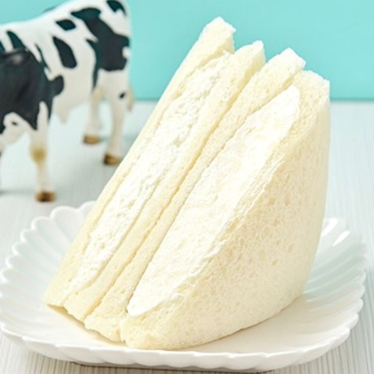 2026年6月30日（火）より、ローソンが「MILK監修 たっぷり生クリーム
