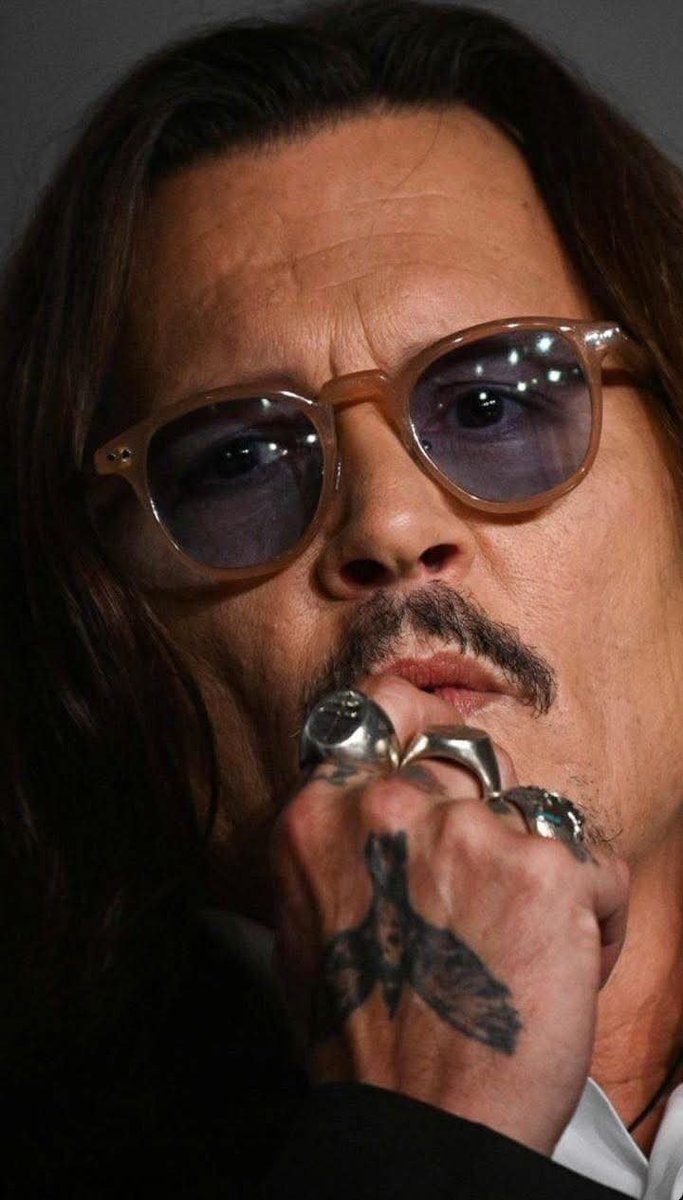jDepp34225's tweet photo. Do you agree with me....

Johnny depp is the most humble and greatest actor of all time!

A . Yes ❤️

B . No 👎 

#Johnnydepp #IstandwithJohnnydepp #Depplovers❤️ https://t.co/WvtMCDE2ji