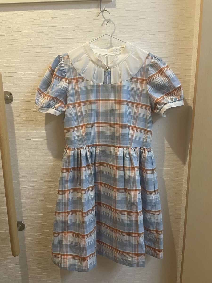 m_prfm3's tweet photo. 淡い水色とオレンジのチェックがとっても可愛い…✨ https://t.co/ESzP9CLPgv