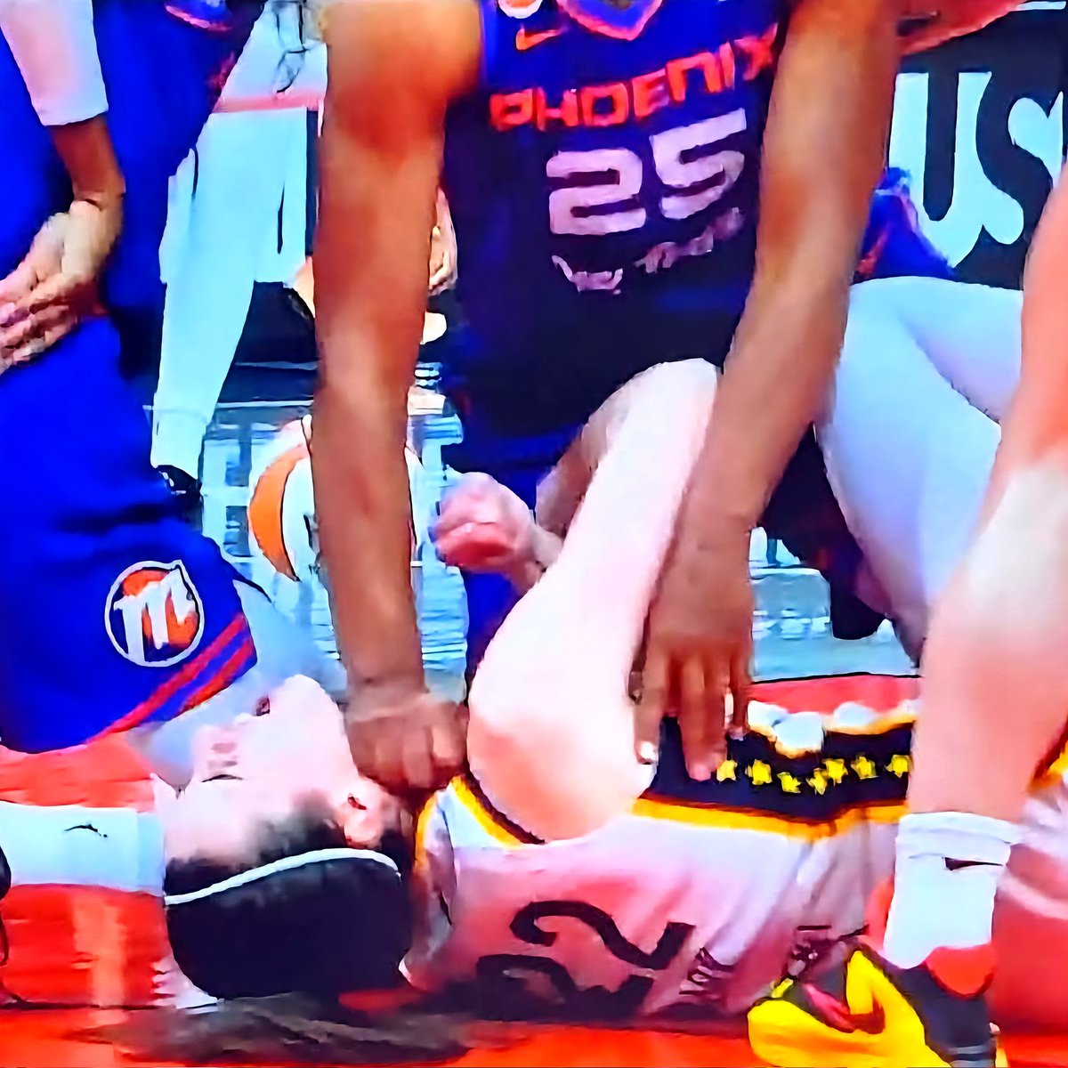 tkbartlett's tweet photo. @PhoenixMercury https://t.co/9ae3RI5Yj7