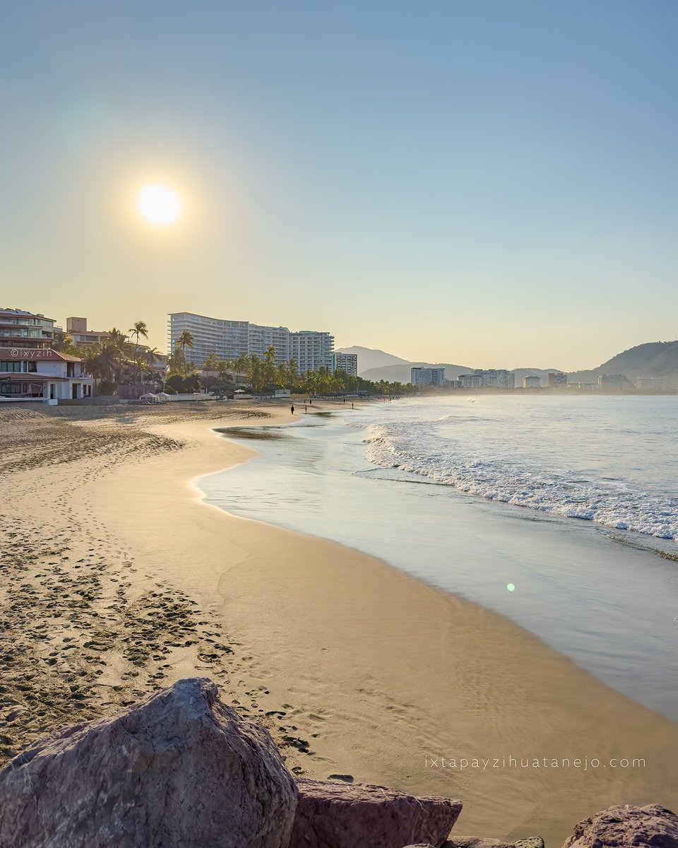 ixyzih's tweet photo. Así se ven las mañanas en playa El Palmar de #Ixtapa 🌴 🌊 https://t.co/mKoPbqzYFb
