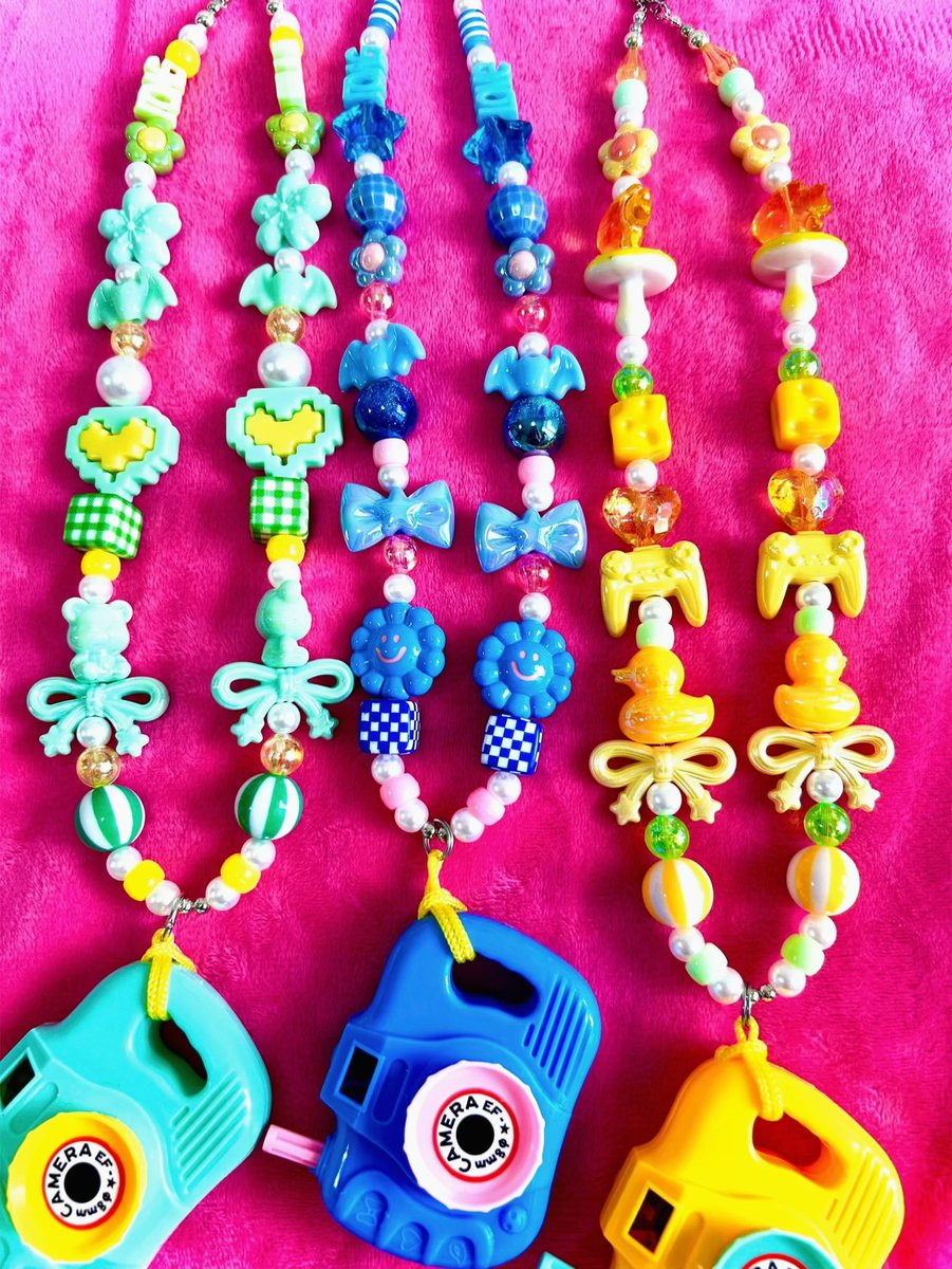 dokipuni's tweet photo. レトロカメラネックレス作ったった！

#ハンドメイド #原宿系 #デコラ https://t.co/BT4BMdjgzz