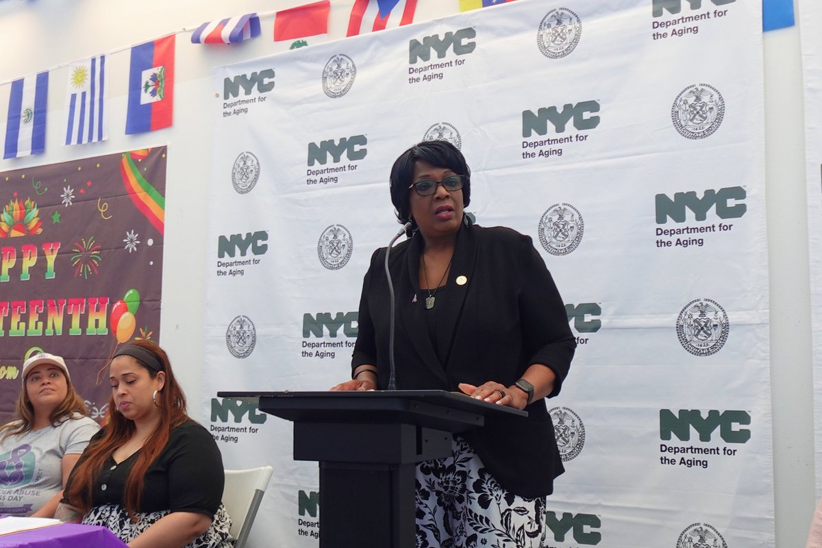 NYCAgingCommr's tweet photo. Commissioner Dr. Lisa Scott-McKenzie attended @nycaging's “Financial Safety Through Community” event at Boston Road OAC, spotlighting how social connection helps prevent elder financial abuse. Grateful to our partners for empowering older New Yorkers with resources to stay safe. https://t.co/w6f4JDPlQT