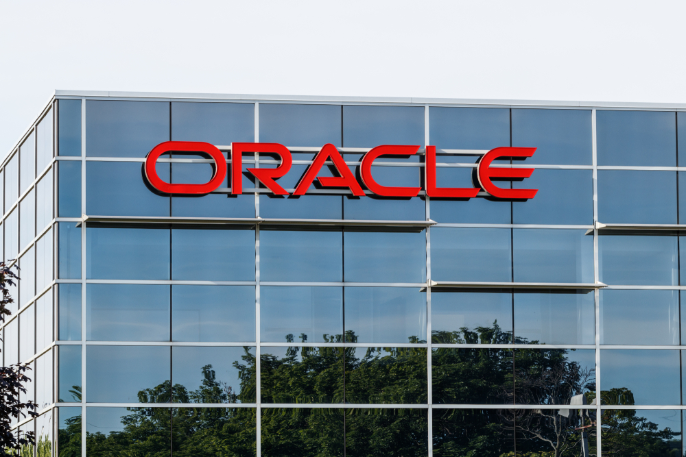 CapitalMEG's tweet photo. Oracle and CoreWeave Fall as OpenAI IPO Delay Report Rattles AI Stocks

Read full article: https://t.co/hg7IL3AwUh https://t.co/dxqovvWmZz