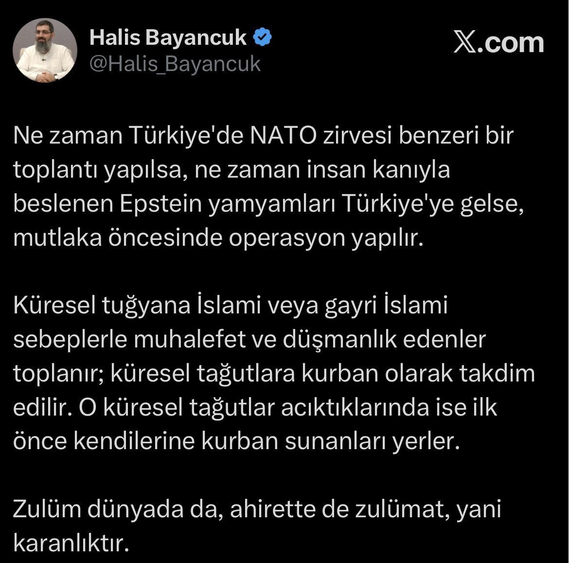 muratopsir's tweet photo. Sizin dostunuz Trump. 
Bizim dostumuz ise Allah (ac)

قُلْ مُوتُوا بِغَيْظِكُمْۜ
De ki: “Kininizle geberin.” (Ali İmran,119)

 #NatoSansürü https://t.co/b7xz8GVImZ