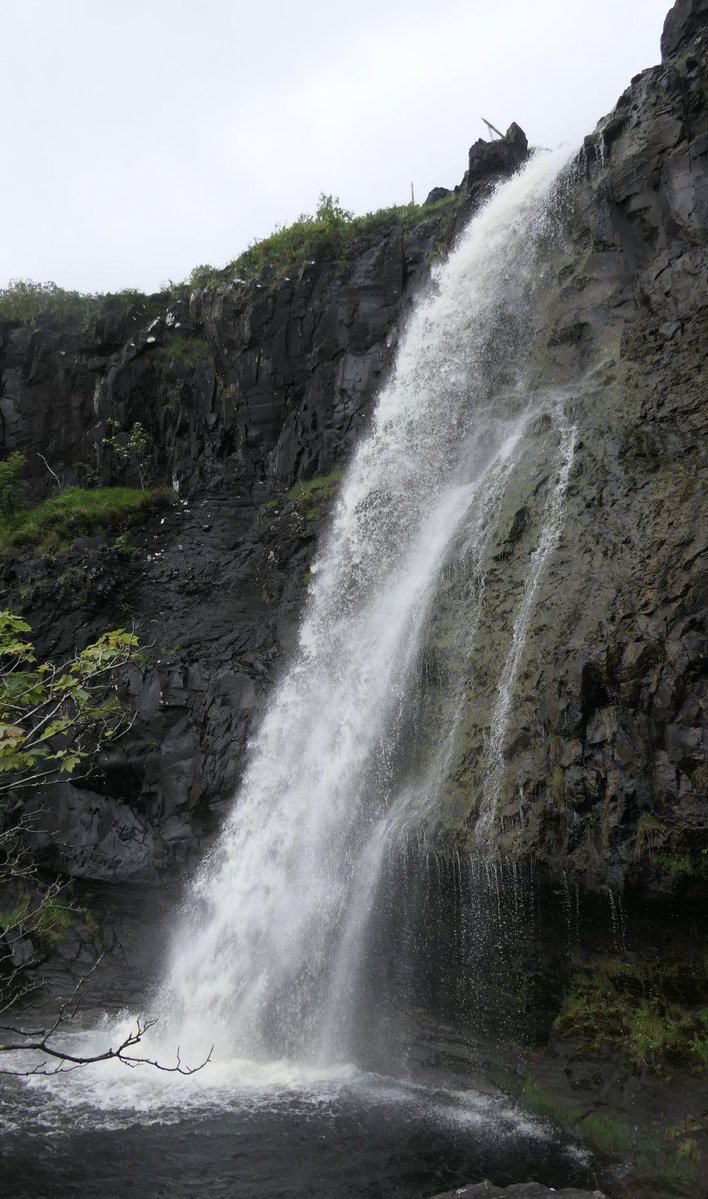 RusselWarren2's tweet photo. Eas Fors waterfall on Isle of Mull. Upper falls, middle falls and lower falls which flow into Loch Na Keal. @rspb @carlbovisnature #mull #scotland https://t.co/oGZu2FMInq
