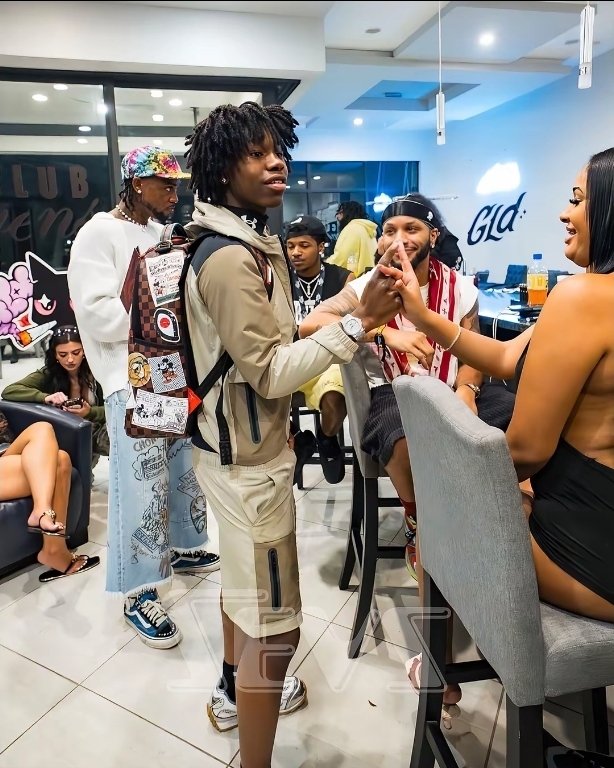 J71651Dgaf's tweet photo. Ben is 1 of the only streamers besides AMP &amp; 🍀 that's always proud of Rakai. He just there smiling like a proud dad🥹🤣 W Unc https://t.co/XLhHm0tQHX
