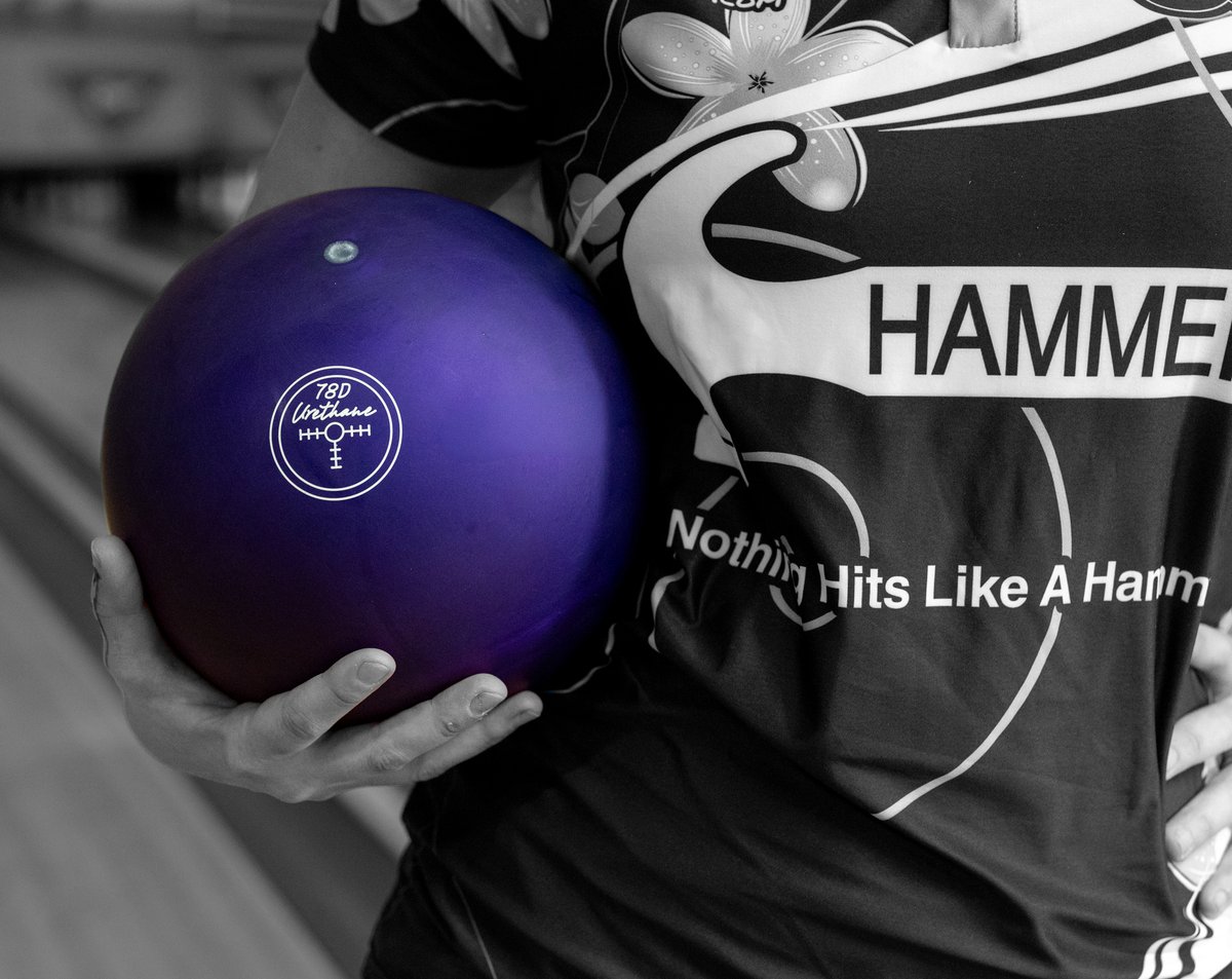 HammerBowling's tweet photo. It's a Purple Hammer kind of day. Cheers to the weekend! 🎳
#HammerBowling #PurpleHammer #PurpleHammer78D
#SuperLED #StillLegal #NothingHitsLikeAHammer 🔨 https://t.co/pwhr6qIJ3U