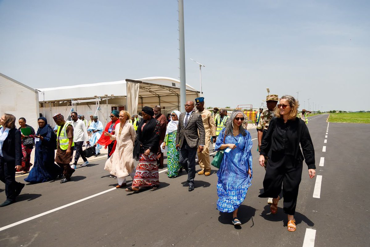 UKinNigeria's tweet photo. Our Head of Development Cooperation, @CynthiaOMRowe was at the opening of a new terminal in Maiduguri which will help get life-saving aid to millions of people who can only be reached by air. 

Proud to have built this together with @WFP_UNHAS &amp; the Government of Nigeria.
🇬🇧🤝🇳🇬 https://t.co/BaaezyFgFJ
