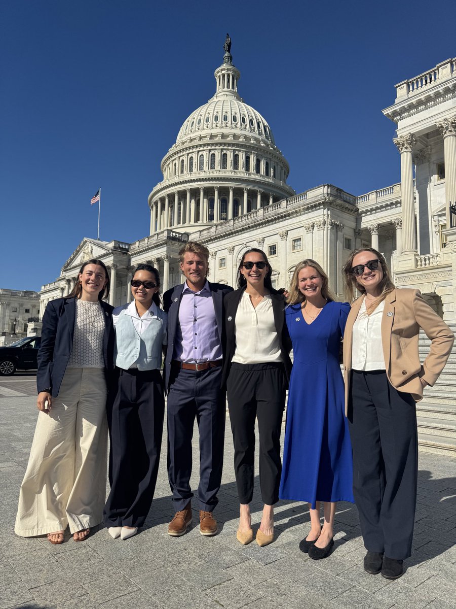 usskiteam's tweet photo. A few days on Capitol Hill advocating to protect the future of winter sports ❄️
So proud of our @ProtectWinters ambassadors for using their platforms to create lasting impact 🌎👏🏼
#easygreen #stifelusskiteam #hydroflaskussnowboardteam https://t.co/qnDBJnd8B0