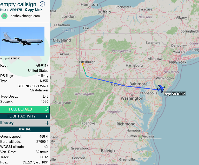 SirListenalot's tweet photo. #KC135 #AE047B #GOLD51 and #KC46 #AE63CE #GOLD52. I expect three more #F18's out of Oceana (#MAZDA21) π https://t.co/9gawWMomsI