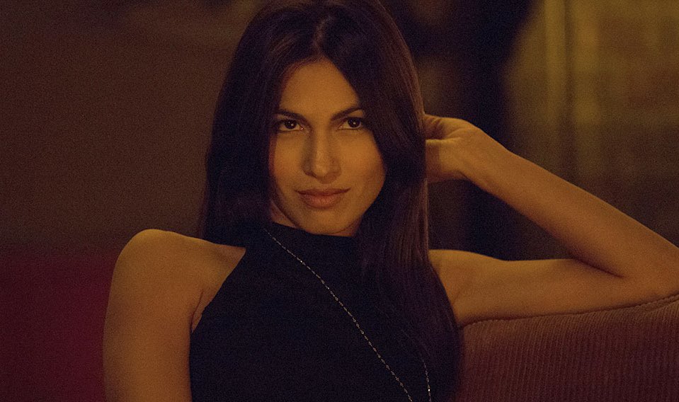 ThayIsTired's tweet photo. Karen and Elektra are not Matt’s “mirror’s” bc that implies these women are complete opposites of each other, which is not true and only takes into consideration Matt’s view of those women. Not even their impact on him, but specifically his idea of them https://t.co/KPeSd2raXg