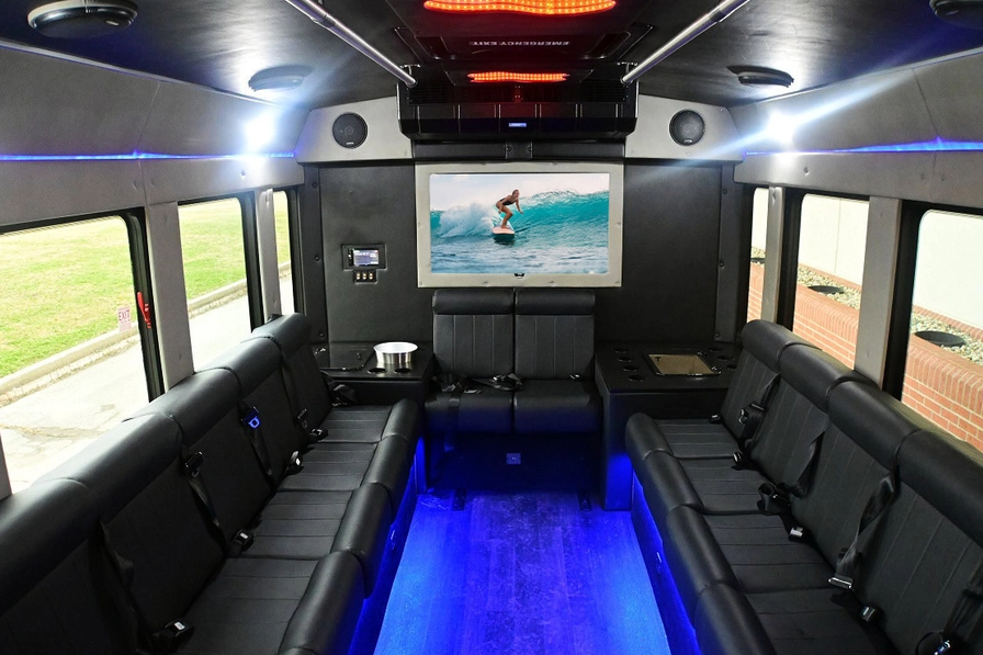 Princesslimos's tweet photo. Looking for inexpensive party bus?  Yep, we do that also.

Call or text us today at 508.677.9377 for more info. https://t.co/zh04sz8jnF