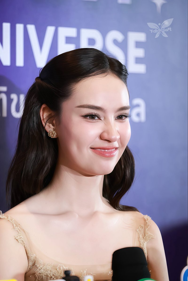 fah9alert's tweet photo. เปลี่ยนแอคให้อุนแม่ถ่ายรูปเหละ

 GINJAY PRIDE LOVE GALAXY
#SiamParagonxPraewxGinJay
#aangelinaass #GinJay https://t.co/65895zt7RJ