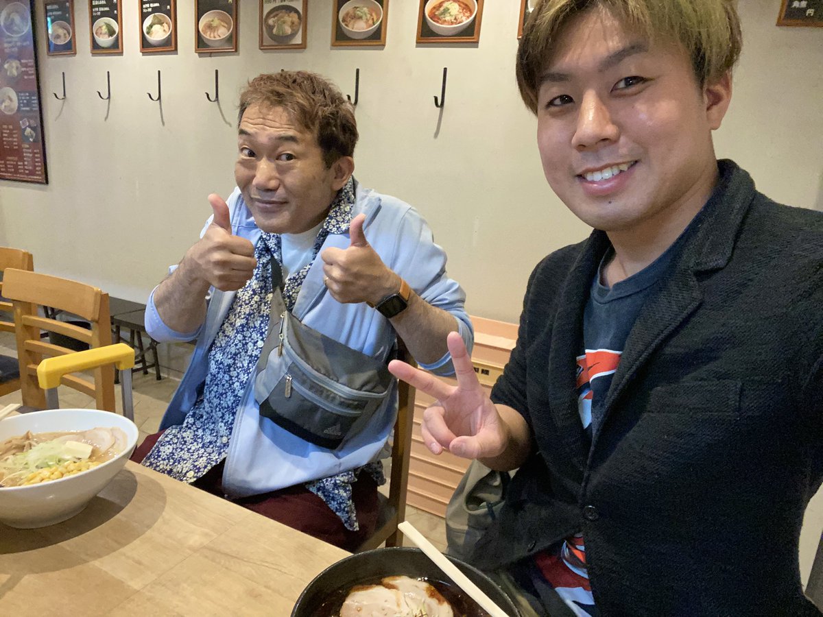 MagicalSetsuna's tweet photo. 北海道ようこそー！
弾丸らしいですがお会いできて嬉しかったです！もっといっぱい話したかったー！😆 https://t.co/5mgiT9H7c8
