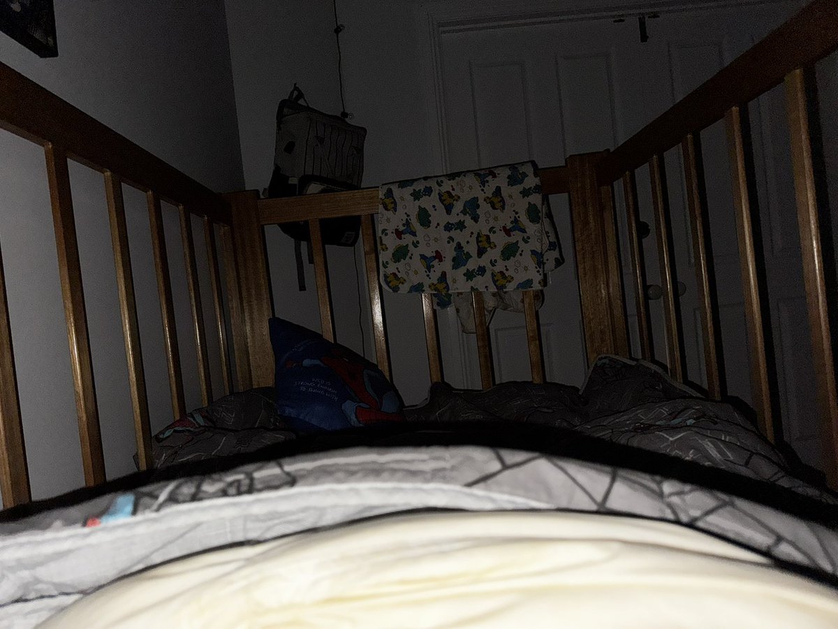 littlest_Ju's tweet photo. My view for the night 🤭 don’t think I will be getting up for the potty any time soon haha https://t.co/2CcZMQUTE5