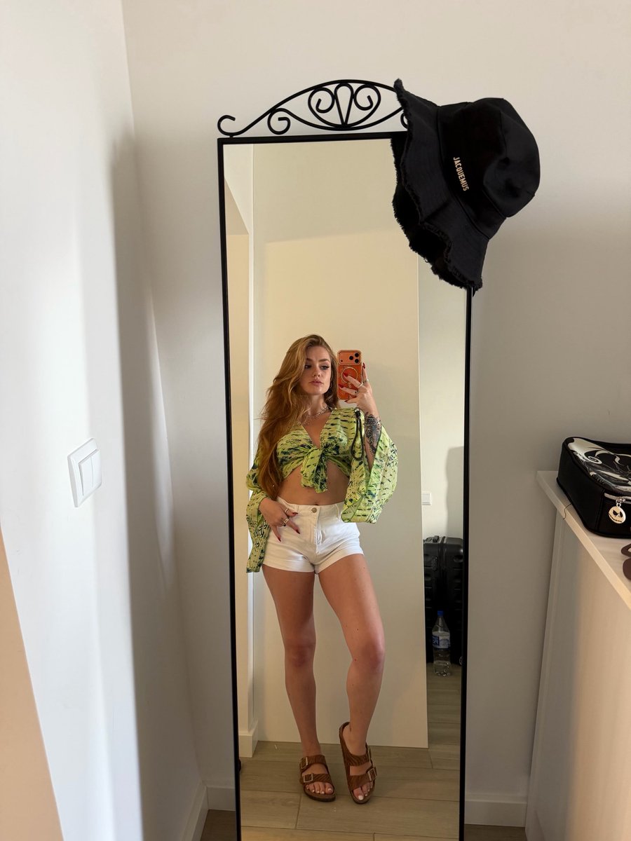 Goddess Roxy 💜 (@TheGoddessRoxyx) / Posts and Replies / X