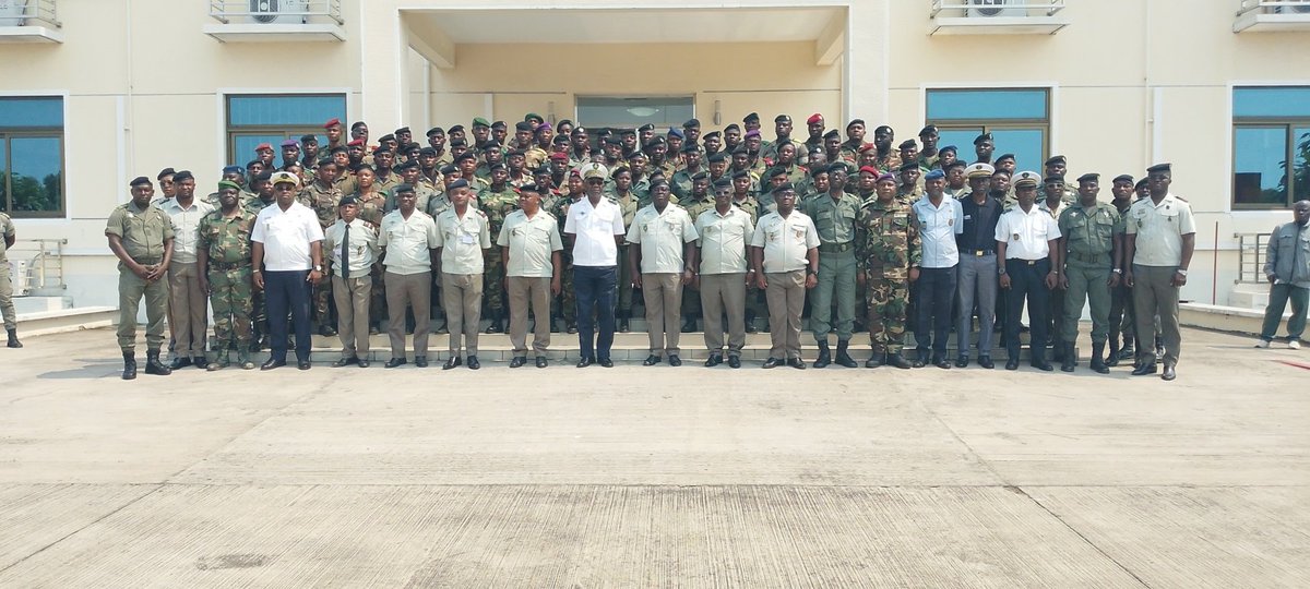 360Congo's tweet photo. La formation menant au certificat de compétences techniques 2026 (option gestion) a débuté au camp du 402e bataillon à Ndoyo afin de renforcer la formation administrative. #Afrique https://t.co/q4RxYOU3VW