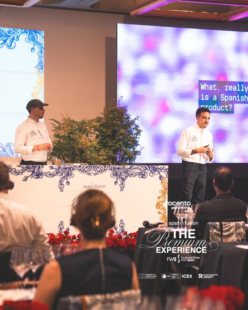 madridfusion's tweet photo. ¿Qué es realmente un producto español? Es la pregunta con la que Javier Sanz y Juan Sahuquillo, chefs de Oba subieron al escenario de Spain Fusión The Premium Experience en Bruselas🇧🇪 https://t.co/XCOPuD1Twz