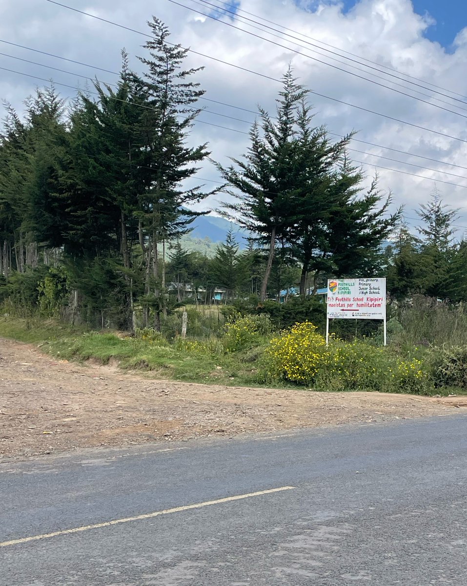 The_Kaigi's tweet photo. Watu wa land on the Aberdares:
📍Kipipiri
-2 acres on the Aberdares 
-All weather rd 3km from the tarmac
-Healthy forest cover
-Water and electricity  
-Nature trails
-Ideal for campsite, rural bundus etc
- 15mins from Kipipiri golf
Asking 3.2M whole property 
Call/App 0712626419 https://t.co/lHb0OOwxtX