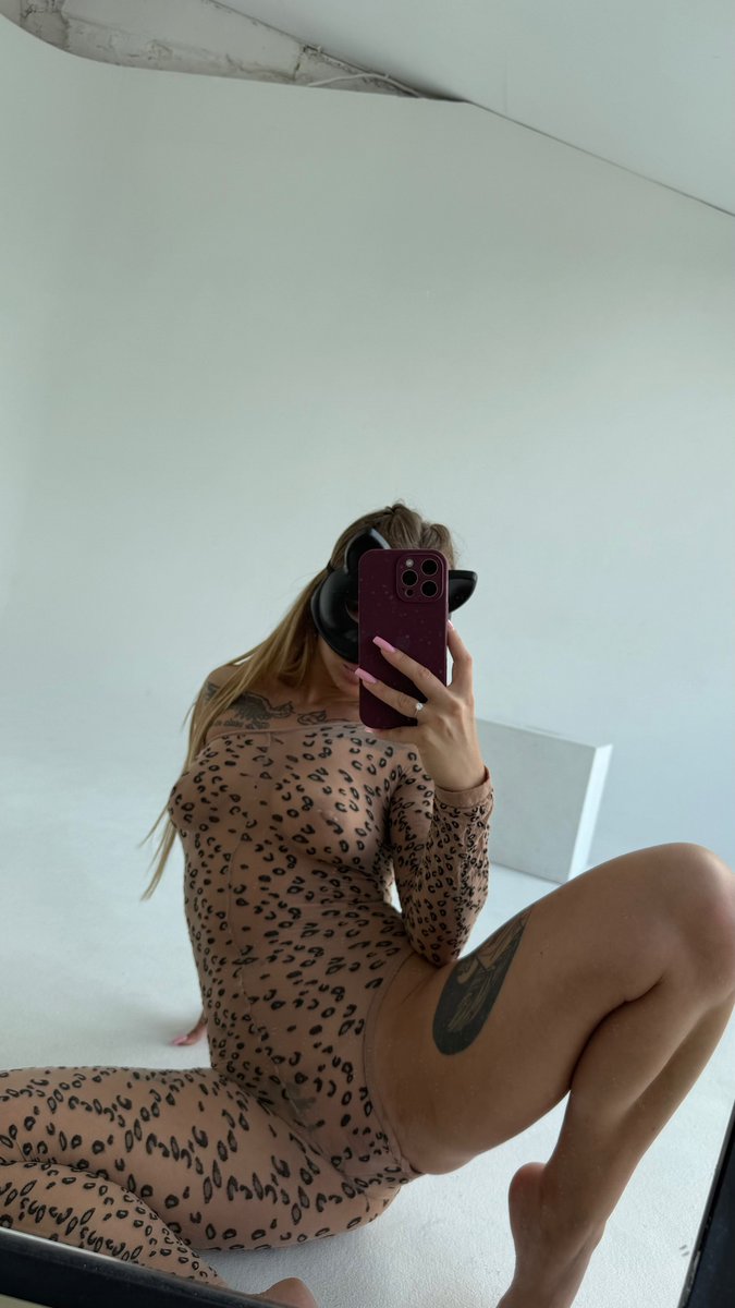 LadySoonya's tweet photo. Meeting with Jay is coming soon - details on the telegram channel

https://t.co/2rTF6JAHni https://t.co/dEAxzOMKSy