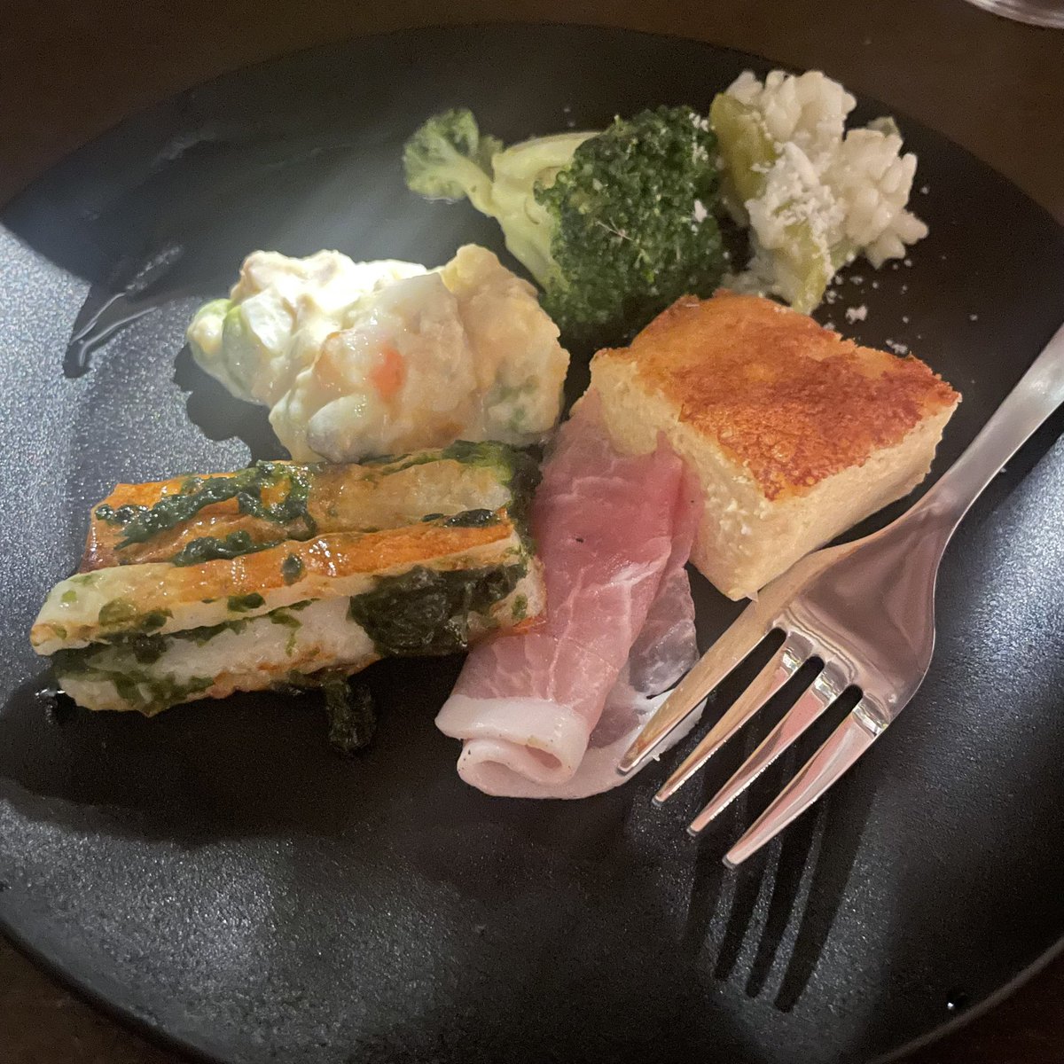 29lobo's tweet photo. 今夜はちょい飲み
ヴィナイーノさんのイベントにて🍷 https://t.co/dOUVSVwBc8