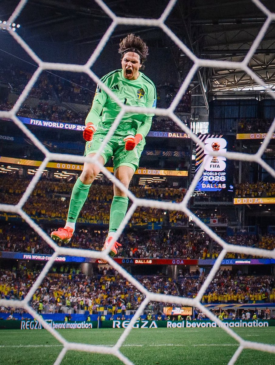 stompey__'s tweet photo. This guy yesterday btw. Has to be the first choice keeper moving forward https://t.co/A8QxiEIwXa