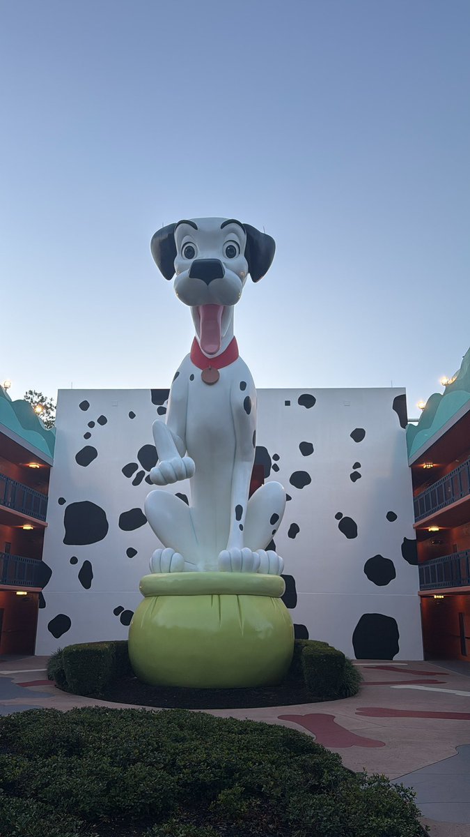 mconley15's tweet photo. Not my first #DisneyWorld rodeo, but maybe the most memorable. One-day trip. Starts now.

5:30: up, showered, dressed.
6:45: sneaking out for coffee while the wife and kid sleep in. 

The gamble: ordering for her without asking. A surprise coffee could go very, very wrong.

Mickey waffles for the kid, obviously.

Carbs for me. Need the Dad energy. 

It’s going to be great!
