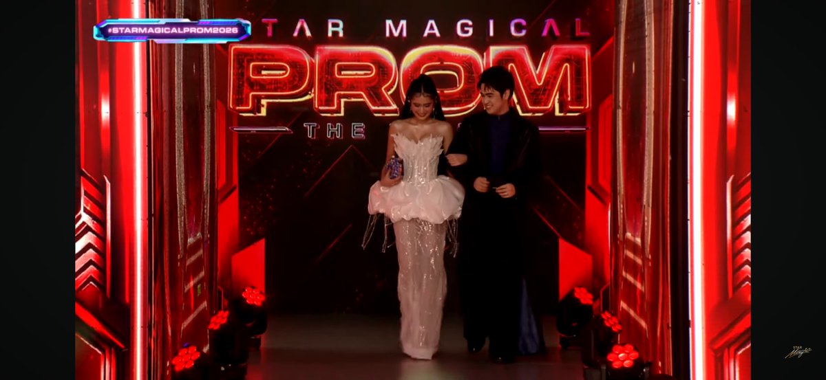 potcheiiii's tweet photo. LIZGUEL KO!!! 😩❤️

#STARMAGICALPROM2026 https://t.co/i8DdDidjyu
