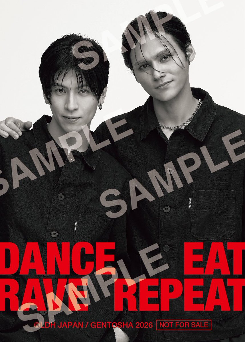 derr_official's tweet photo. ＼特典絵柄解禁②🎉／

EXILE TRIBE STATIONで『DANCE EAT RAVE REPEAT』通常版をご予約いただくと、購入特典としてこちらのオリジナルステッカーAがついてきます✨

慎さん龍さんの仲良し2ショット📸
トレカサイズなのでスマホの裏にもぴったり収まります😎
ぜひとも手に入れてくださいね！

▼ご予約はコチラ
https://t.co/tNIwmefyYz

#長谷川慎 @makoto_lo_olzzz 
#龍
#DANCEEATRAVEREPEAT
#THERAMPAGE @therampagefext
@ETS__OFFICIAL