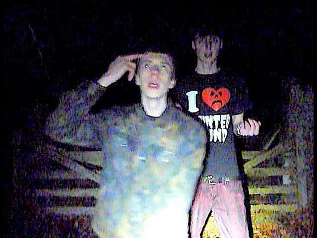 dailybuck18's tweet photo. spooky https://t.co/zt2fBj4Uzk