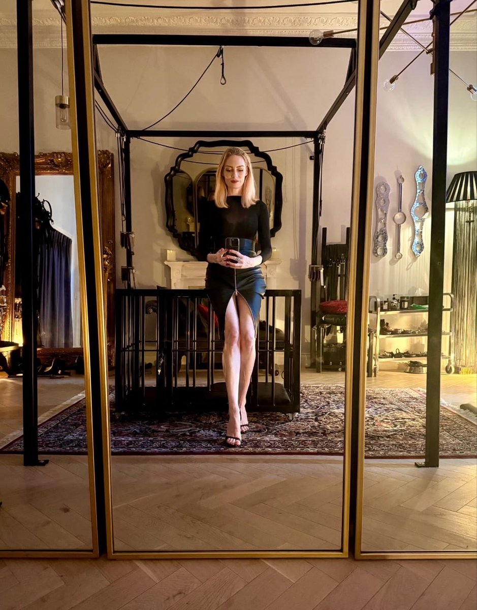 Goddessjulia001's tweet photo. Dear Mistress,
I want to express my thanks &amp; gratitude. Your dungeon is a place of excitement, fun, intensity, &amp; tranquillity all at the same time. Submitting to You is something that feels very special. For every meeting I treasure the anticipation,
#latex
#bdsm
#goddess https://t.co/Bw8QtJWk7K