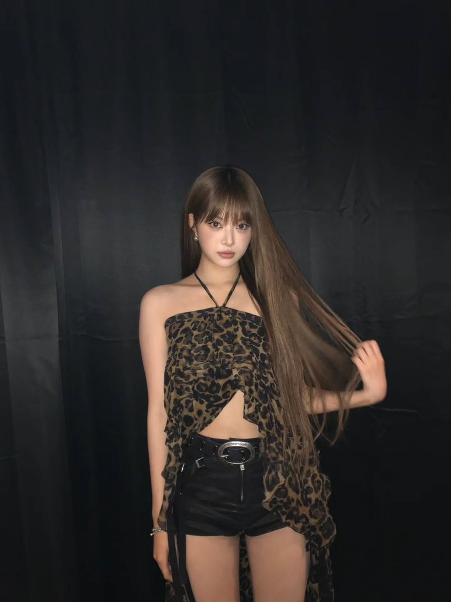 EunchaeCentral's tweet photo. [📸] HONG EUNCHAE Instagram Update

“🤎”

📎https://t.co/Ij6U6k54aw

#르세라핌 #홍은채 #은채 #ウンチェ
#LE_SSERAFIM #HONGEUNCHAE https://t.co/Hvli573It5