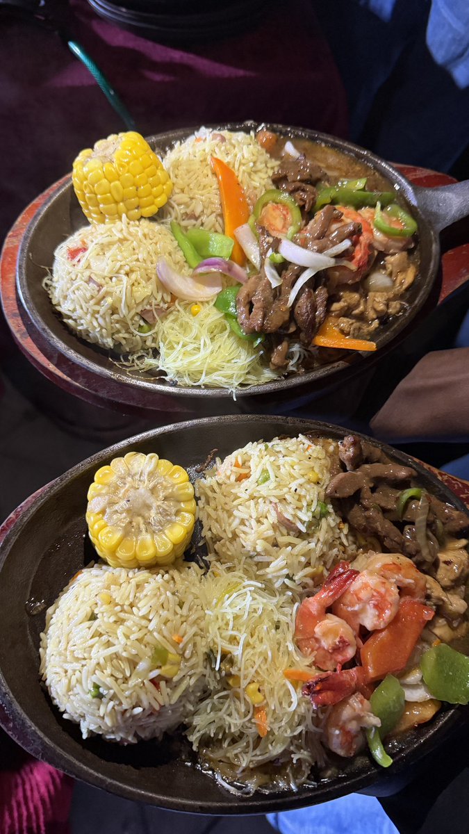 noirblvck_'s tweet photo. Since we are all here I’m still in the business of making delicious meals! Check out @jollofstation_ on Chowdeck or our website!
We also do bulk orders and events!
Book us today 💕 https://t.co/hCnWb7YINE