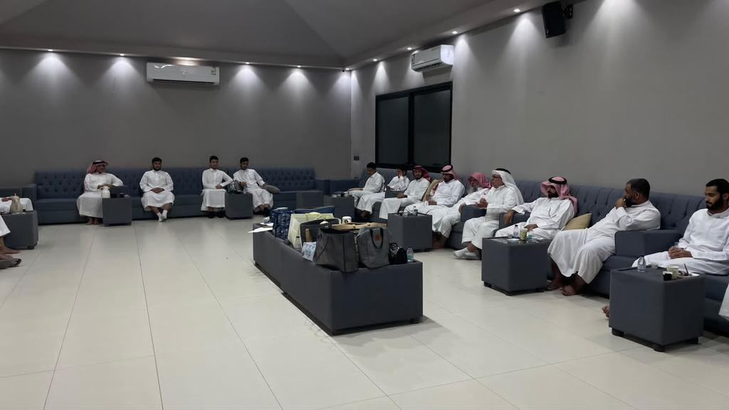 bahigifamily's tweet photo. صور من الملتقى الشبابي الأول لشباب أسرة البهيجي، لقاء جمع بين التعارف والتواصل والأنشطة الشبابية في أجواء مفعمة بالألفة والمحبة.

معاً نحو صلةٍ تدوم وأثرٍ يمتد.
#أسرة_الب��يجي
#ملتقى https://t.co/YA5HYM5VBA
