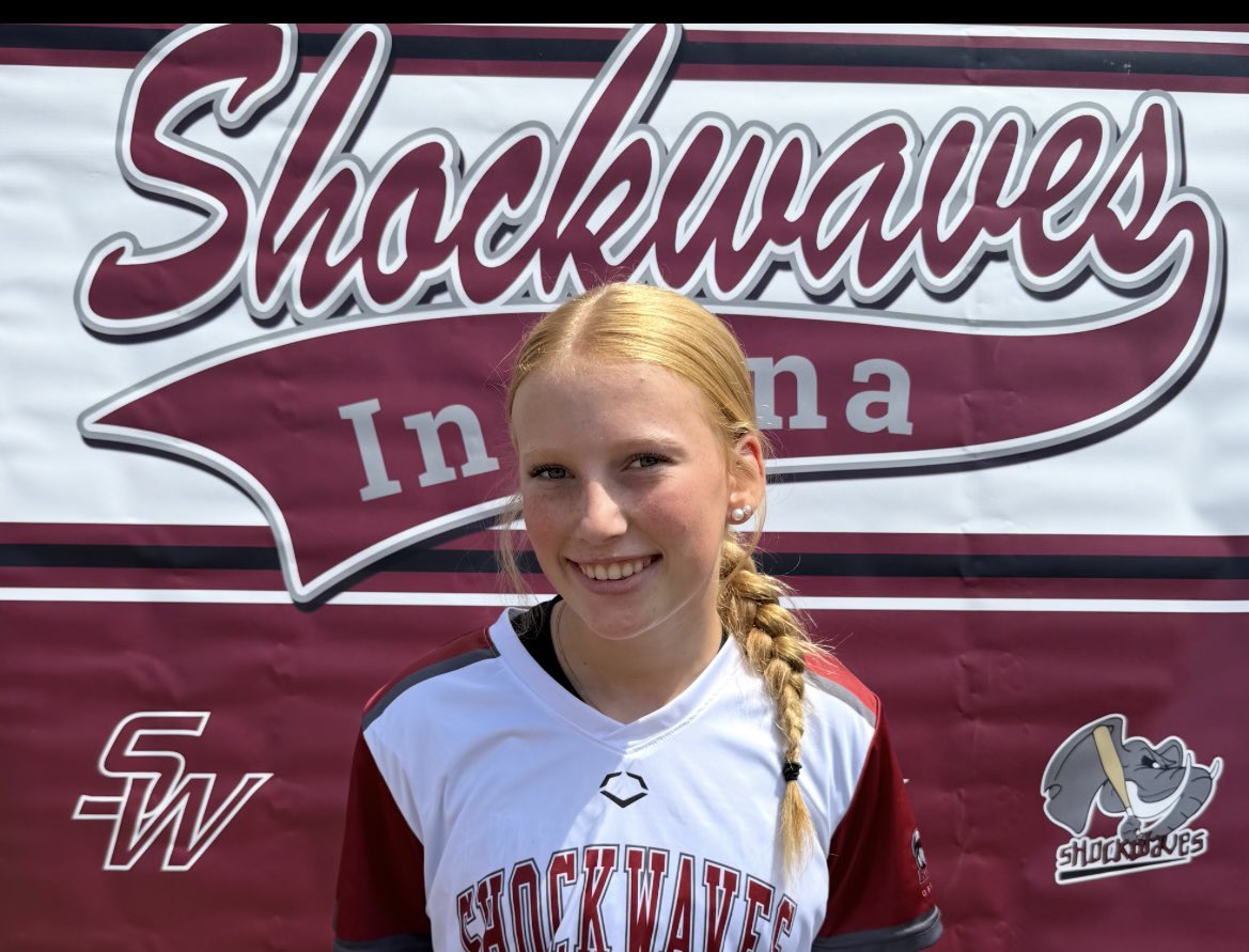 INSW_Roberts's tweet photo. Happy 16th Birthday to our #13 Lexi!! https://t.co/DiYbGspbCG