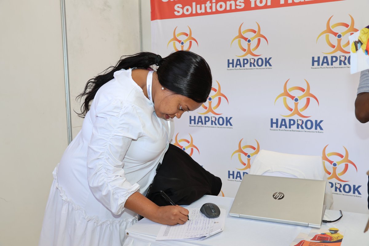 haprok_kenya's tweet photo. Day 3 at the @PSofKenya Annual Conference.

We continue to engage healthcare and pharmaceutical stakeholders on the implementation of the #EPR Regulations, 2024. Visit us at Booth A050 to learn how we support producers in achieving compliance.
 #HAPROK #Compliance #Sustainability https://t.co/zX50yymEHC