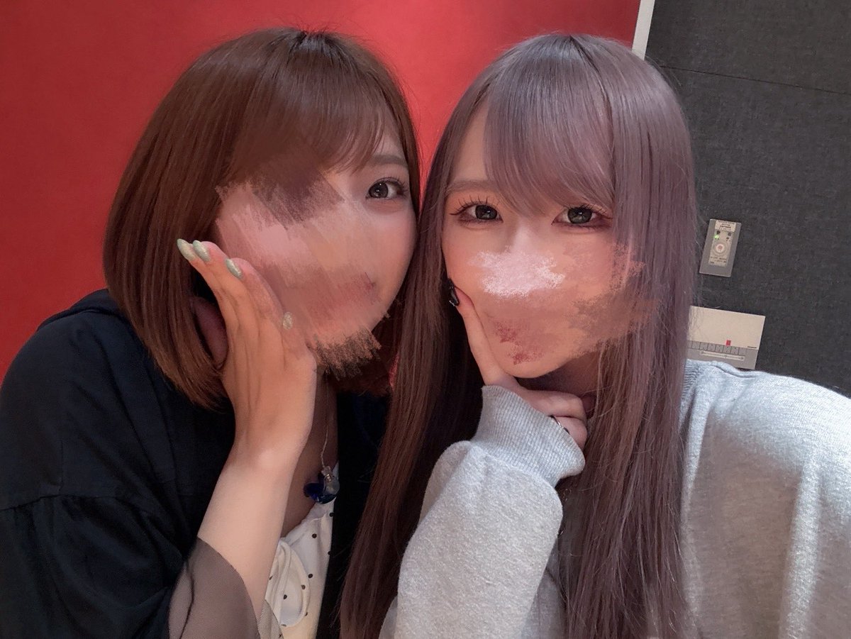Hanon_moco's tweet photo. 昨日はHanonワンマンライブ
『ブルームーン』のゲネリハでした🎤

素敵なバンドメンバー、ゲストさんと一緒に最高のライブにできるよう頑張ります🌕💙

当日は雨じゃないといいな…
遠くから来られる方は十分気をつけてね🙏 https://t.co/waHHr7Ixv6