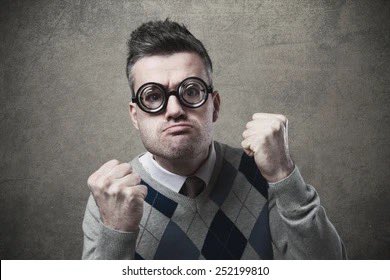 gregpikaman's tweet photo. « Règle numéro 1 d’internet: il ne faut jamais s’en prendre au forum 18-25 de jvc ou tu vas vite le regretter » https://t.co/xXeKqmlkYa