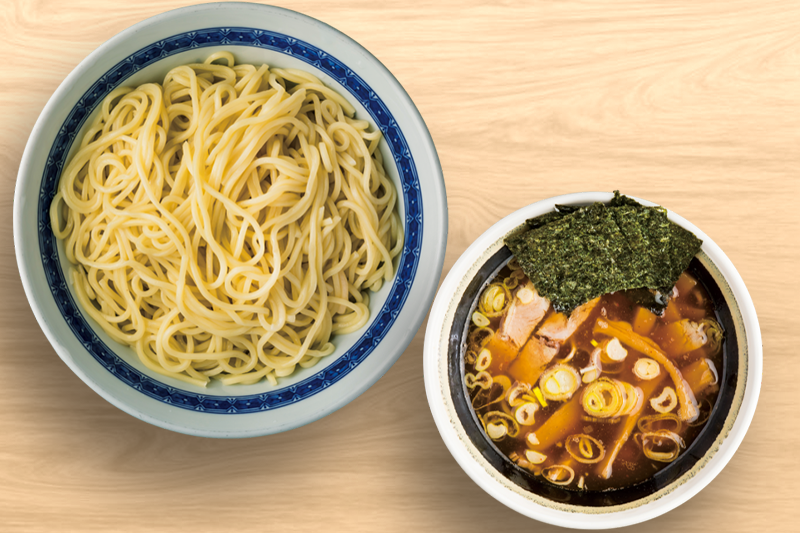ramentry's tweet photo. 高田馬場で閉店前日に160人が行列した伝説の一杯🍜

約2年の沈黙を経て練馬で復活した「中華そば べんてん」

——TRYに選ばれ続ける理由、まとめました👇
https://t.co/1eFdQJFHTy
#TRYラーメン大賞 #練馬ラーメン #中華そばべんてん https://t.co/HDbXjYyAFL